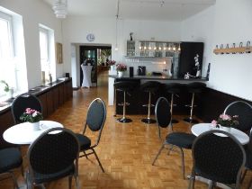 Ballsaal 1.jpg